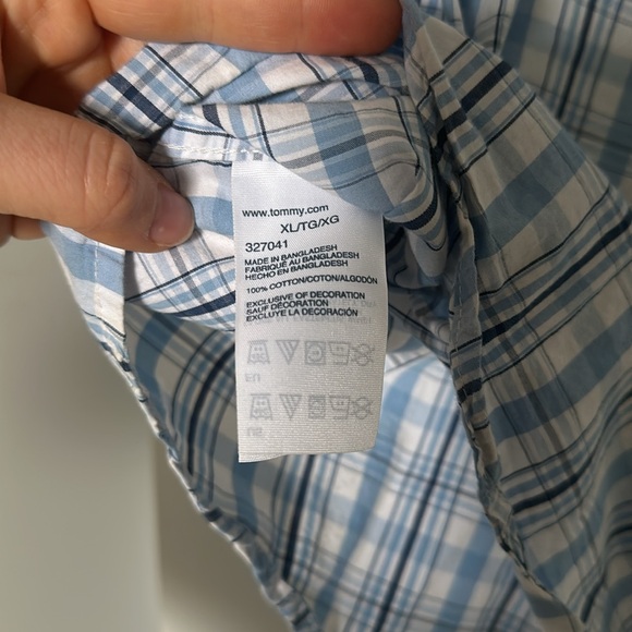 Tommy Hilfiger - Men’s Blue Plaid Short Sleeve Custom Fit Shirt - Picture 5 of 5